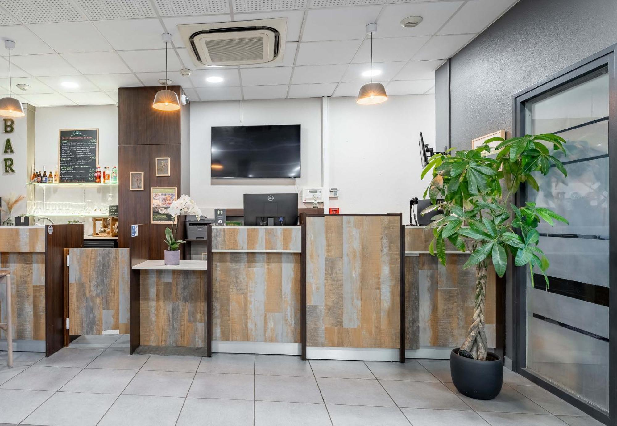 B&B Hotel Maubeuge-Louvroil Eksteriør bilde