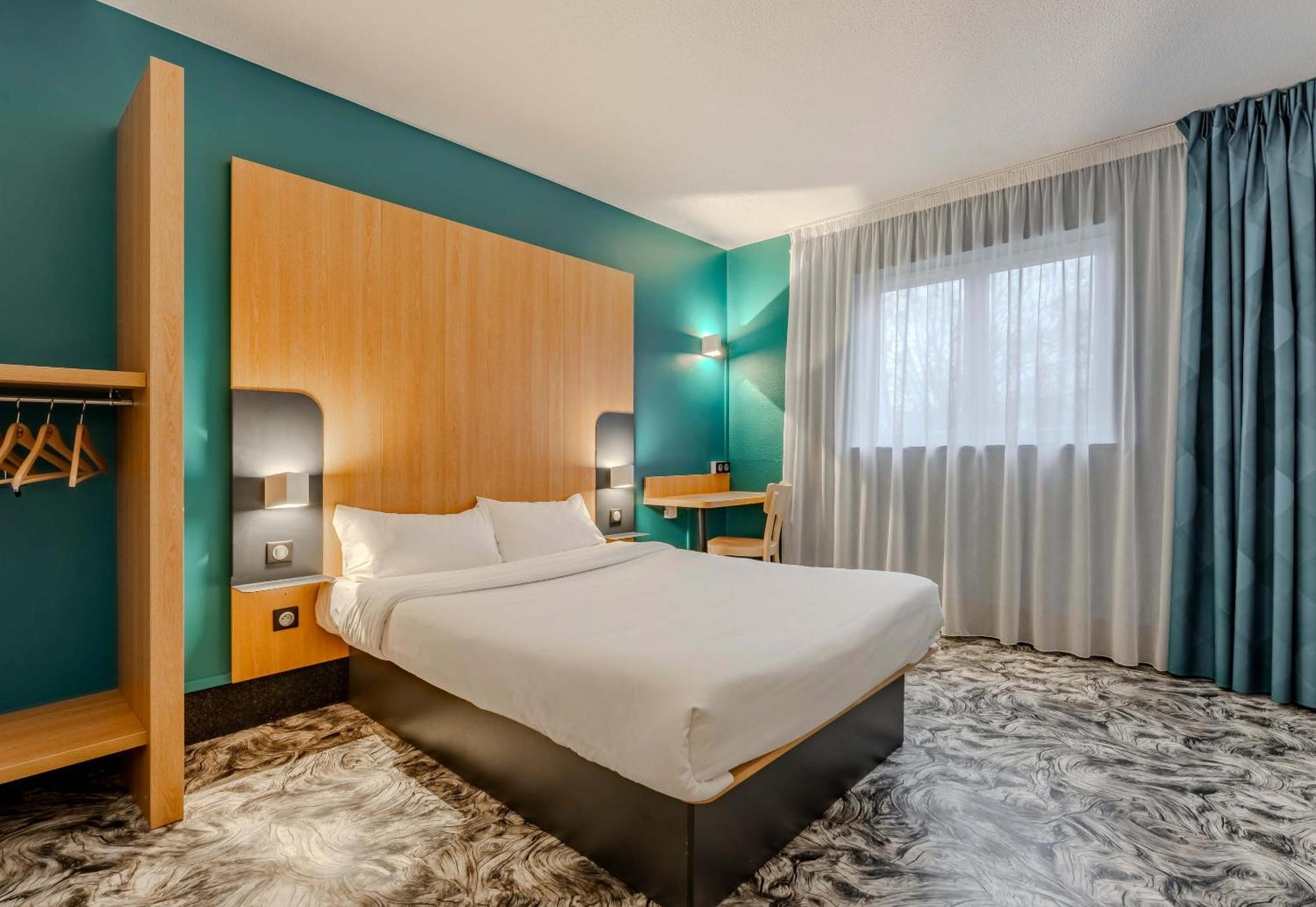 B&B Hotel Maubeuge-Louvroil Eksteriør bilde