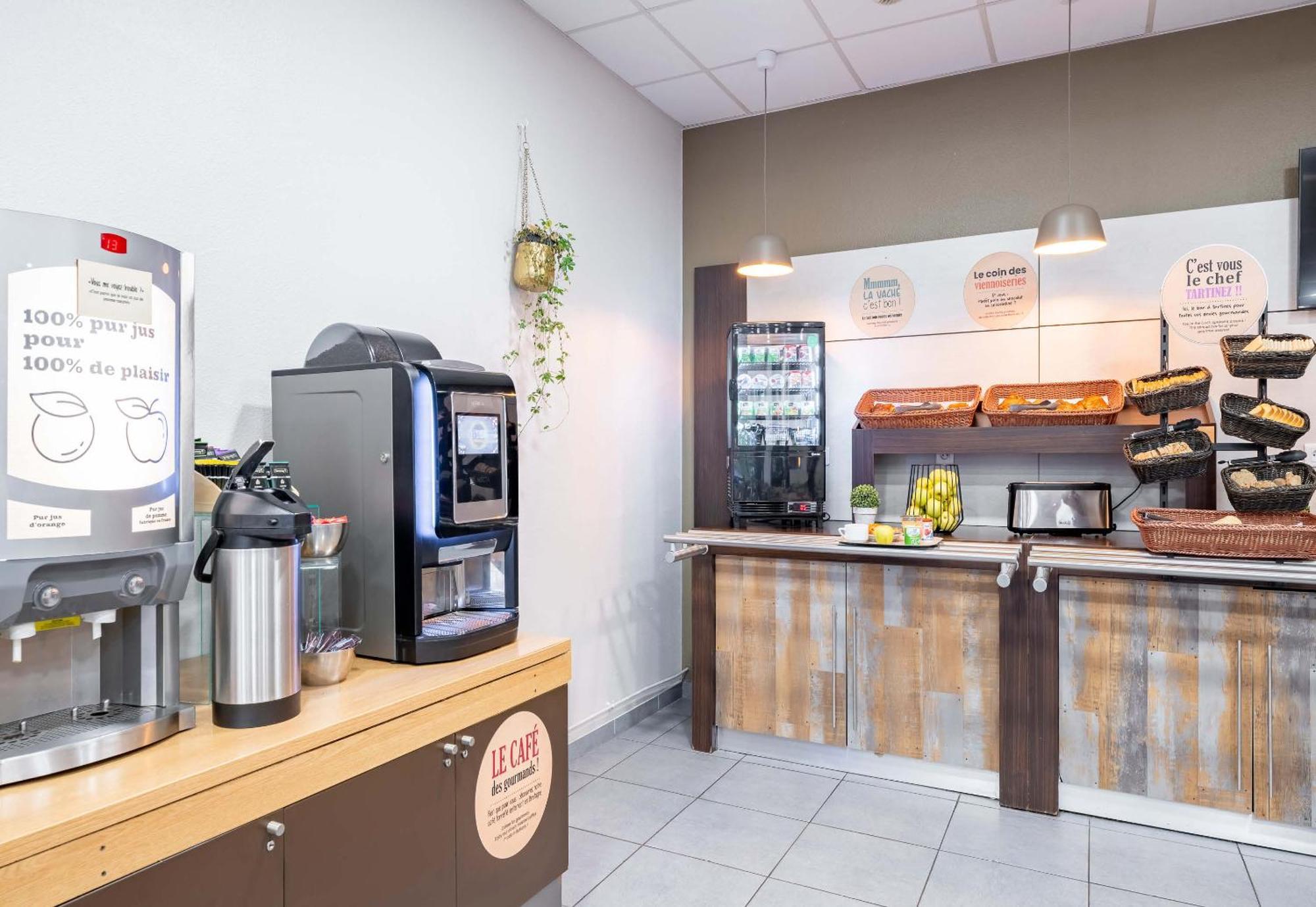 B&B Hotel Maubeuge-Louvroil Eksteriør bilde