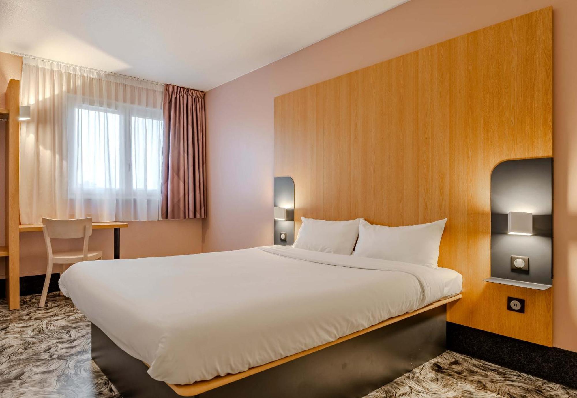 B&B Hotel Maubeuge-Louvroil Eksteriør bilde